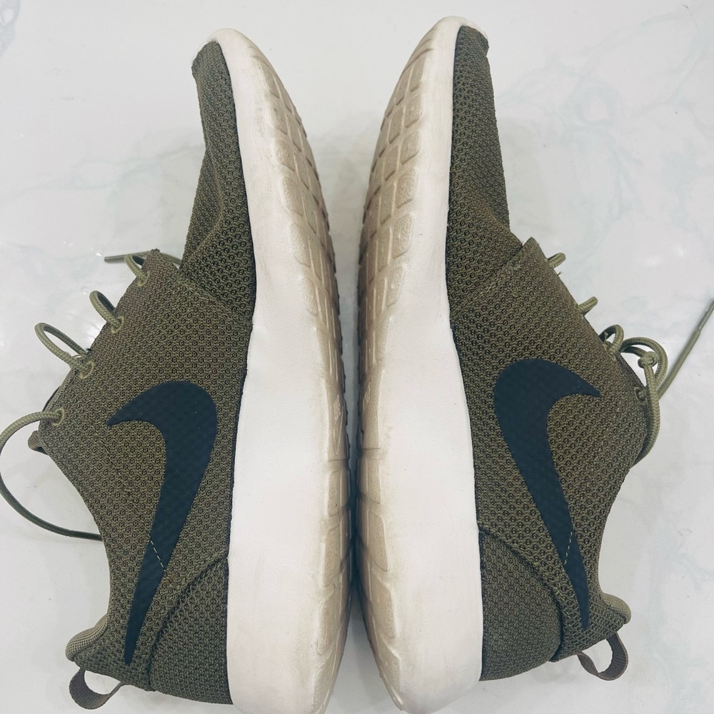 Nike Olive Green Sneakers